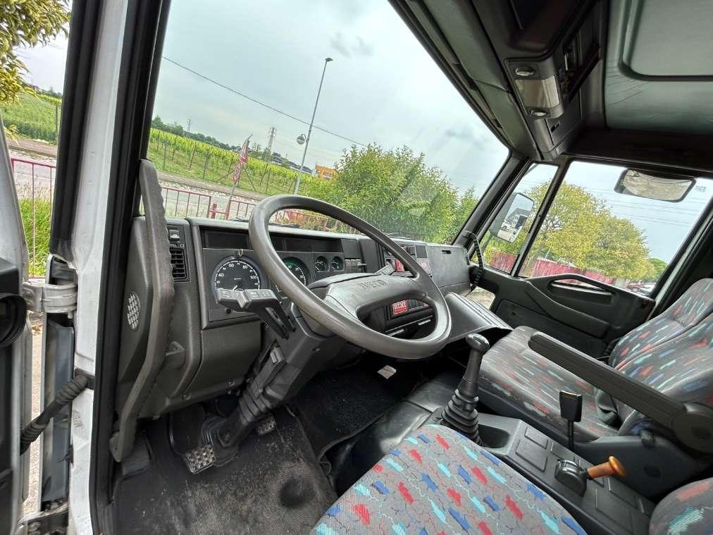 Iveco 75E15 Foto 8