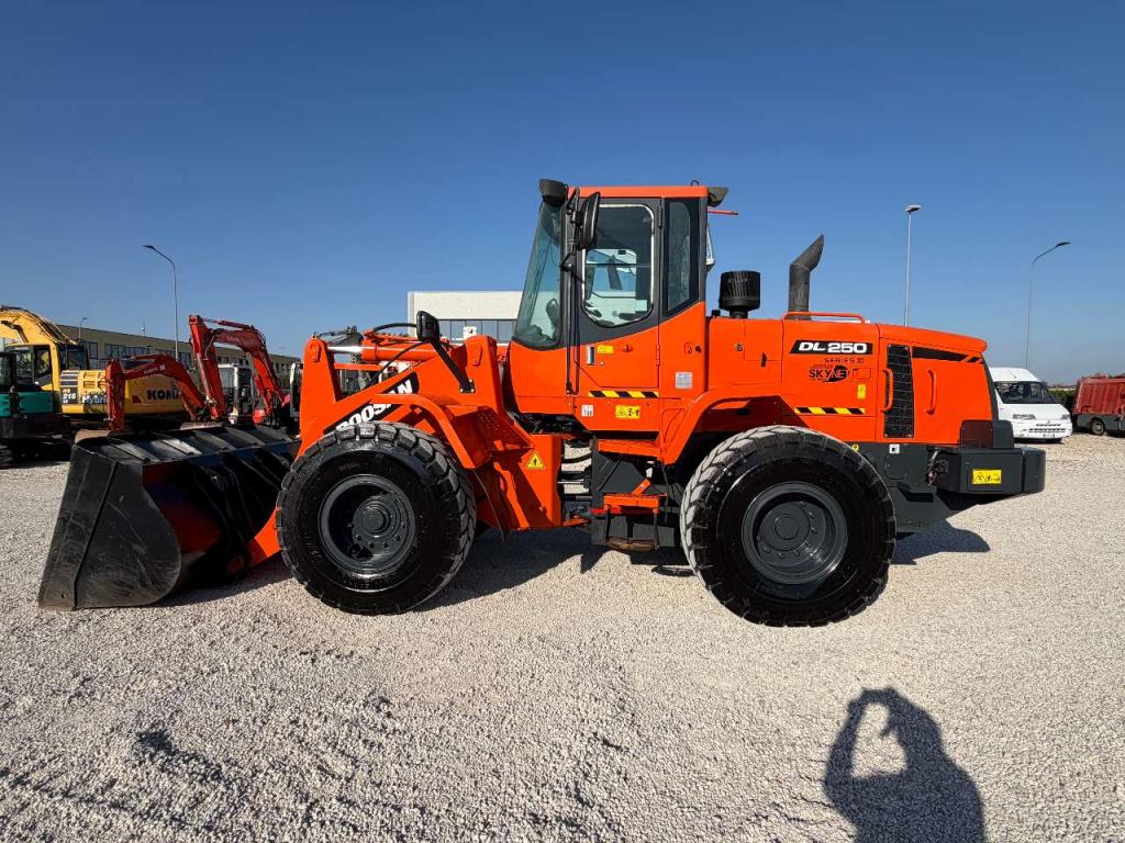Doosan DL250 Foto 8
