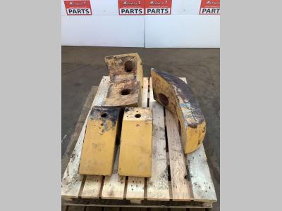 Zavorra per Caterpillar 924G in vendita da Massucco T. Srl Area Ricambi