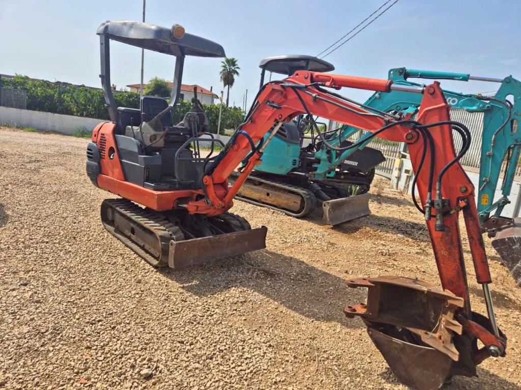 Fiat Hitachi FH16.2B Foto 1