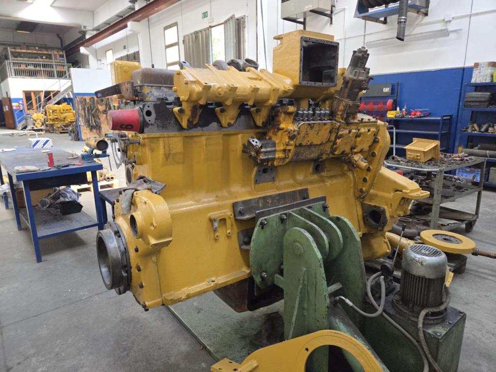 Motore a scoppio per Caterpillar CAT D353 Foto 1