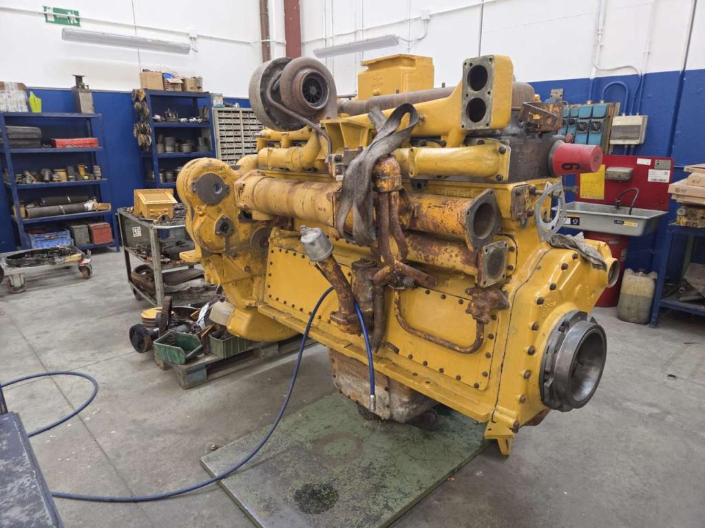 Motore a scoppio per Caterpillar CAT D353 Foto 2