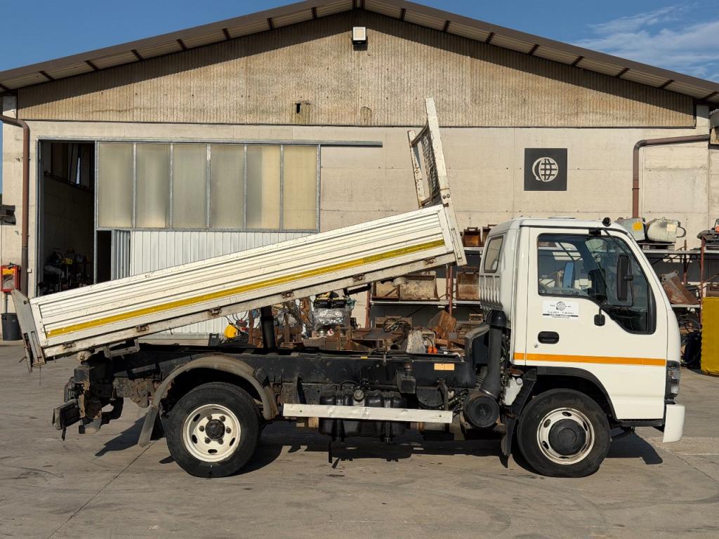 Isuzu NQR 175 75 Foto 2