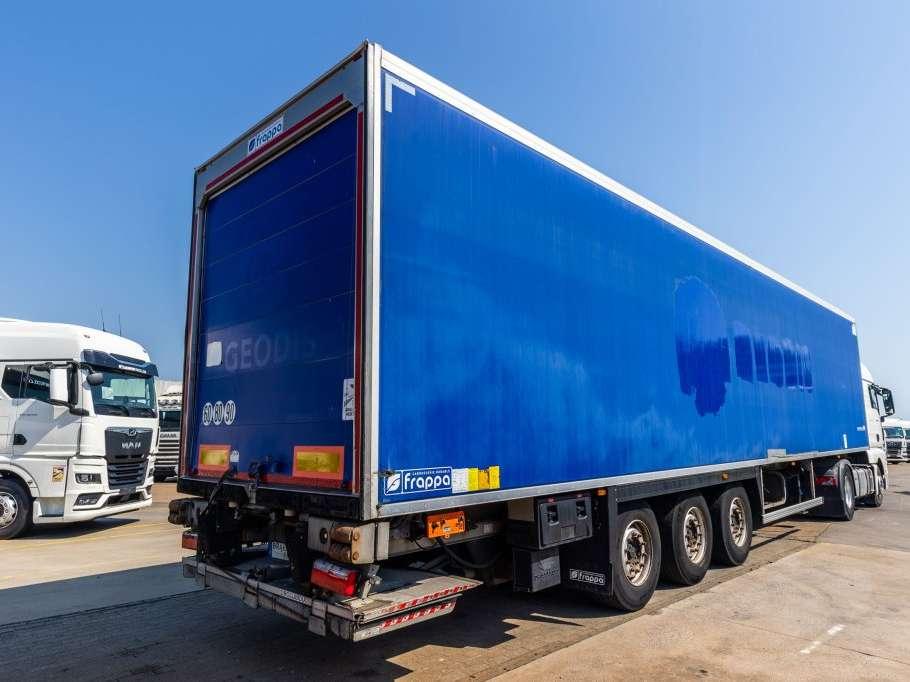 Lecitrailer CARRIER 1950 MT+DHOLLANDIA 3 T. Foto 5