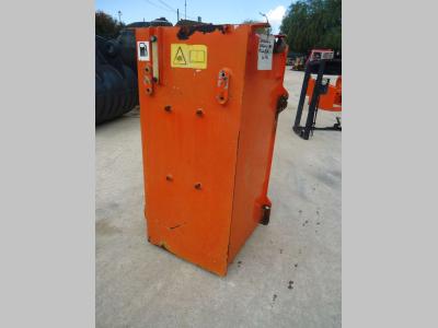 Serbatoio gasolio per Fiat Kobelco W190 in vendita da OLM 90 Srl
