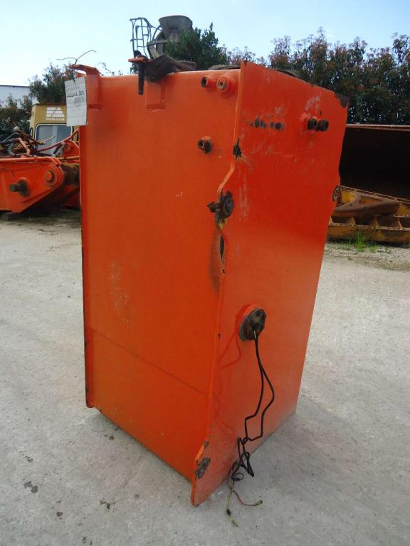 Serbatoio gasolio per Fiat Kobelco W190 Foto 4