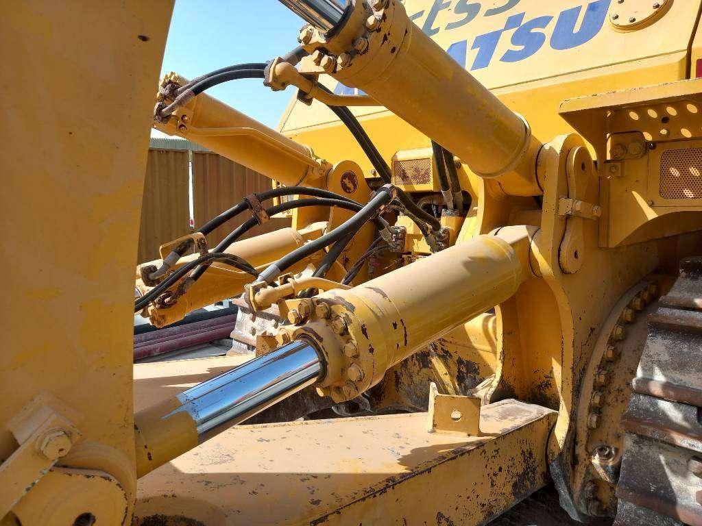 Komatsu D275A-5R (EXW - Abu Dhabi) Foto 16