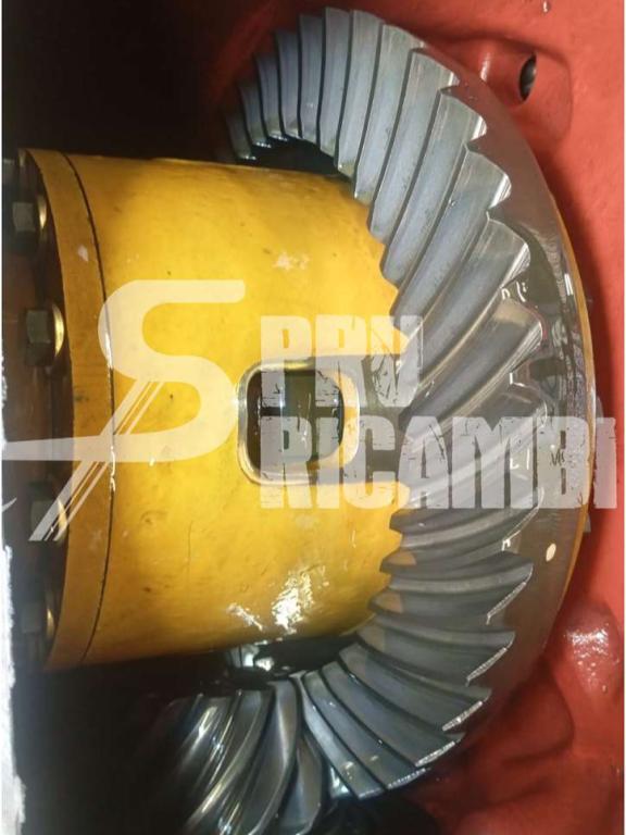 Assale anteriore per Komatsu WA 320 Foto 2