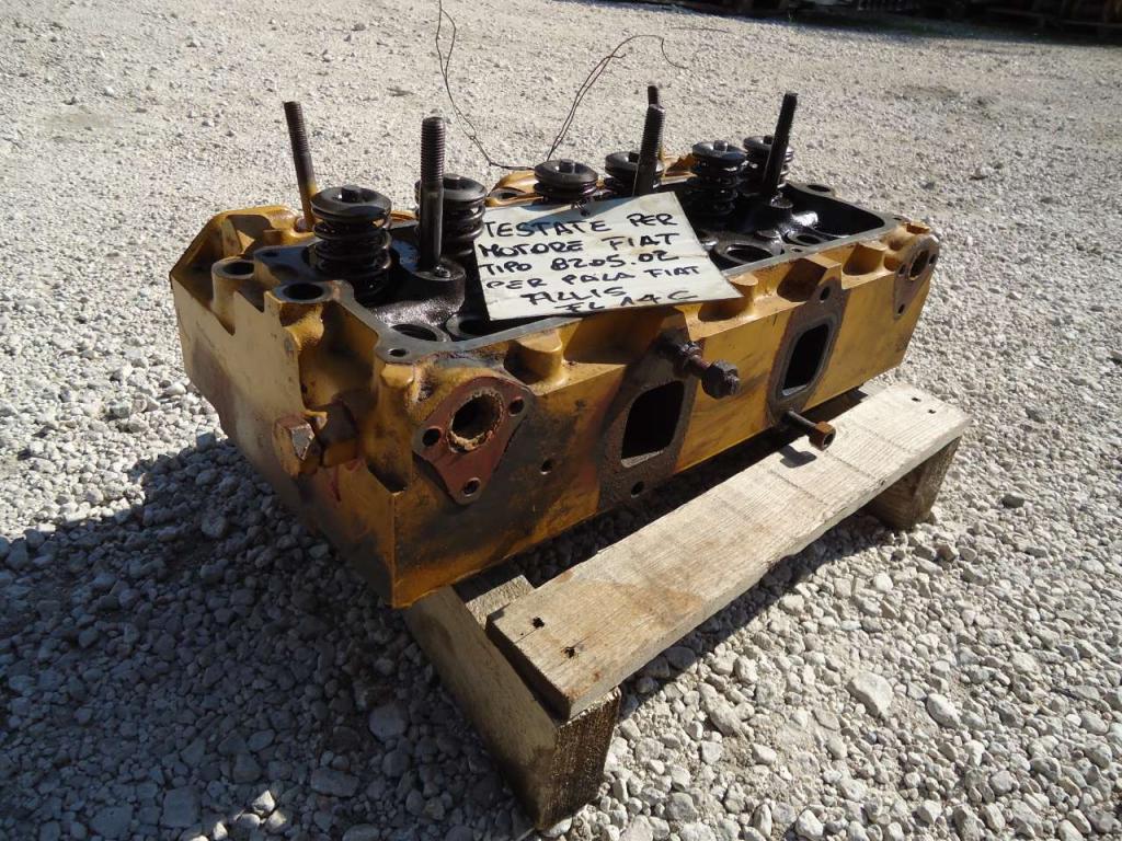 Testata motore per Fiat Allis FL14C Foto 3