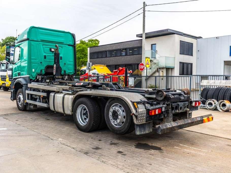 Mercedes-Benz AROCS 2643 L Foto 4