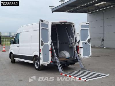 Volkswagen Crafter Easy Loader 500KG L3H3 Trekhaak Airco Cruise Euro6 L2H2 12m3 Airco Trekhaak Cruise control in vendita da BAS World B.V.