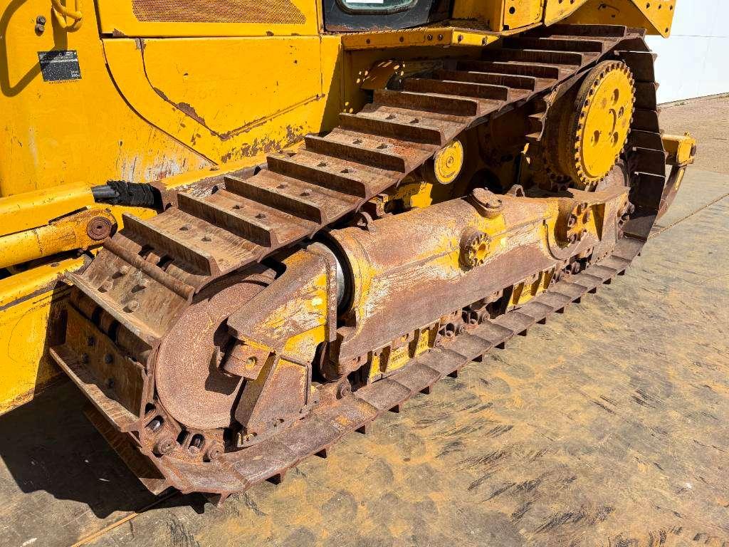 Caterpillar D6T XL - 3 Tine Ripper / 6 Way Blade / Camera Foto 18