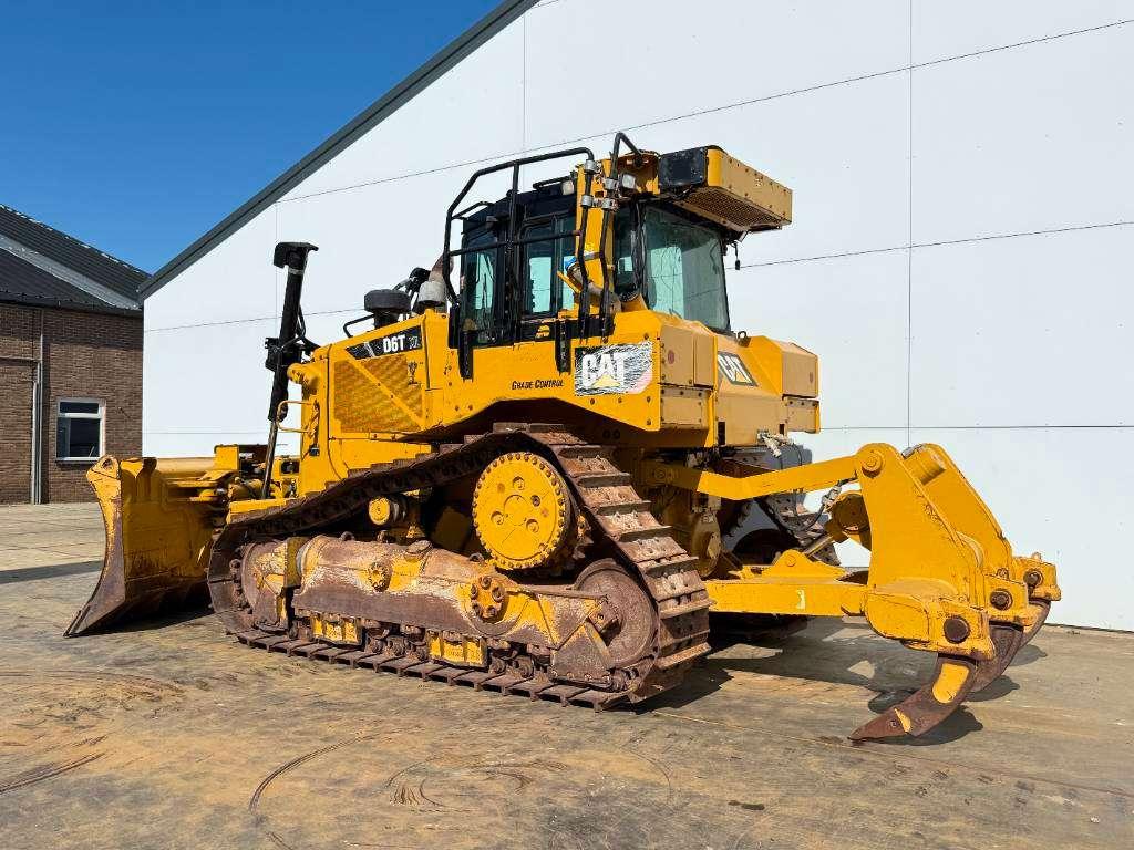 Caterpillar D6T XL - 3 Tine Ripper / 6 Way Blade / Camera Foto 3