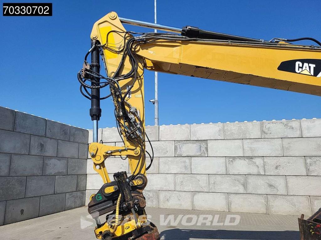 Caterpillar M322 D Rail & Road Foto 13