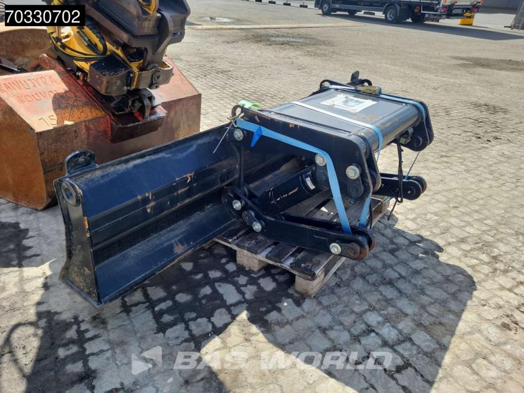 Caterpillar M322 D Rail & Road Foto 20