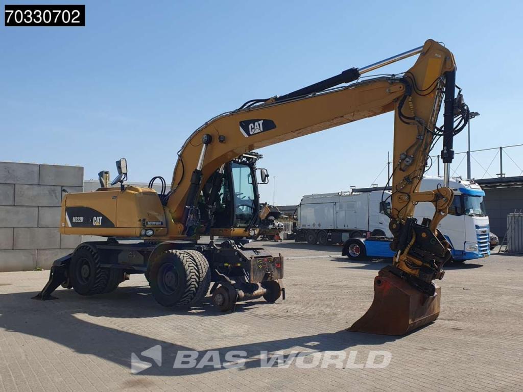 Caterpillar M322 D Rail & Road Foto 7
