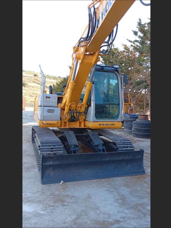 New Holland E135B Foto 10