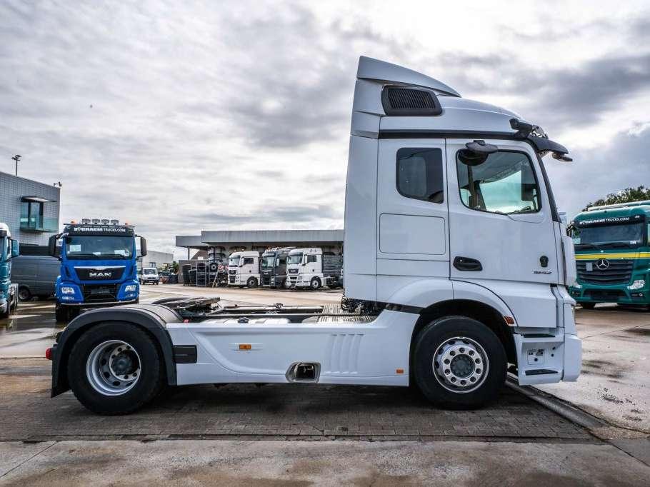 Mercedes-Benz ACTROS 1842 LS Foto 3
