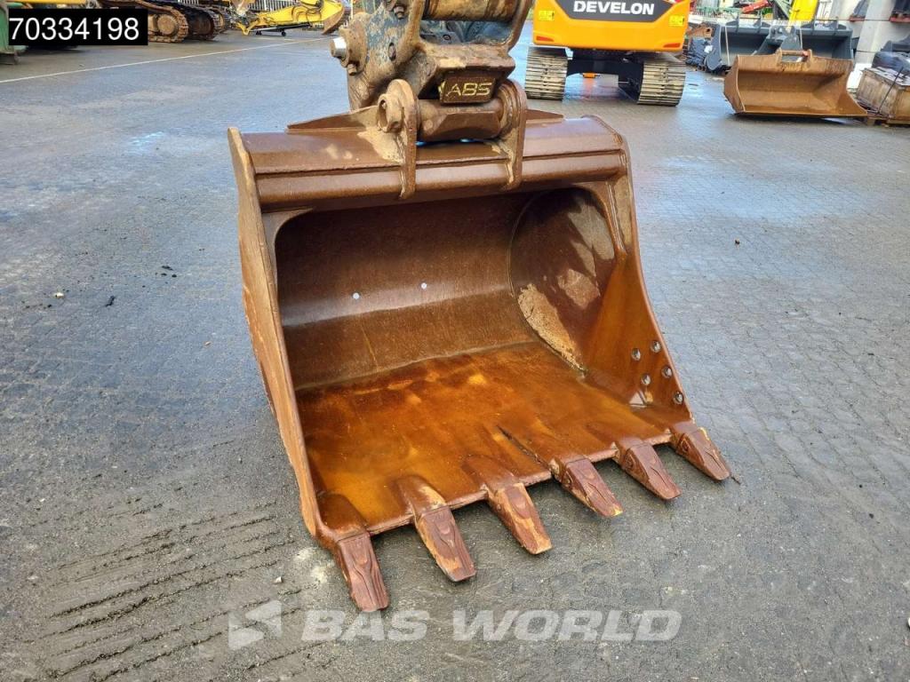 Hyundai HX220 L Foto 15