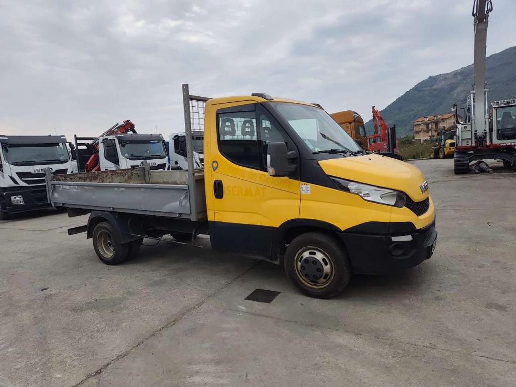 Iveco DAILY 35-130 Foto 10