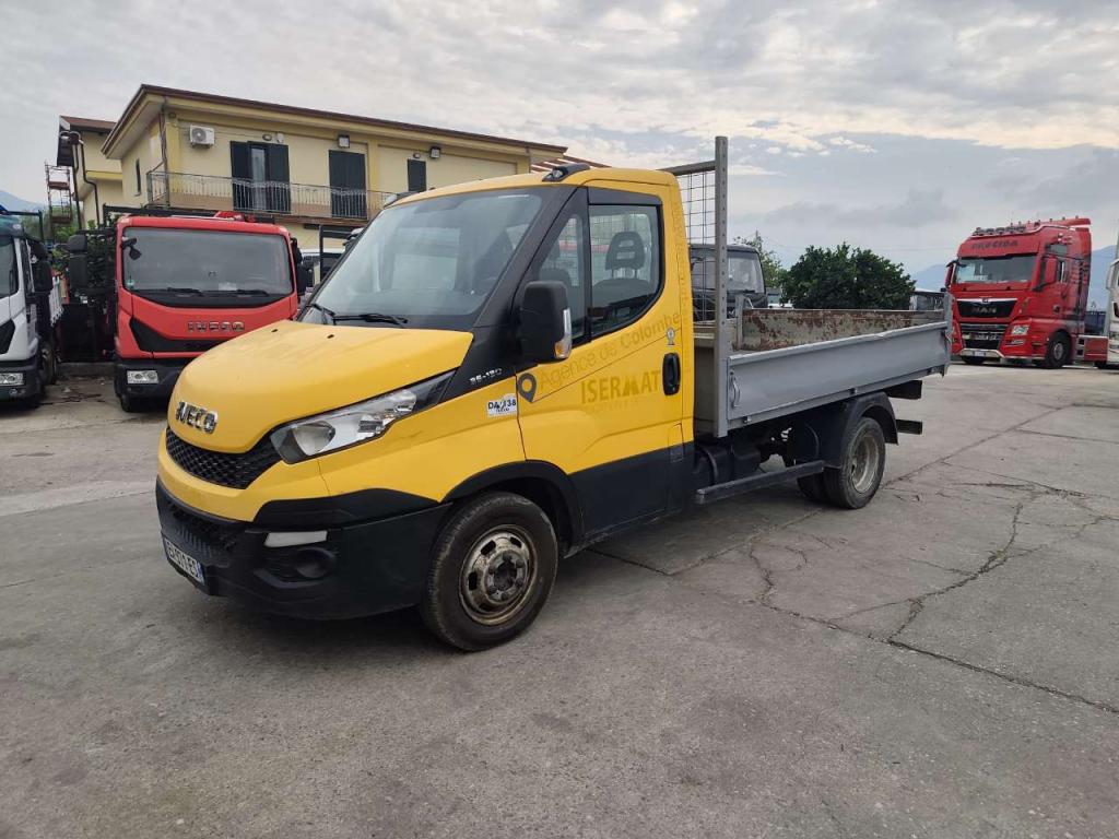 Iveco DAILY 35-130 Foto 23