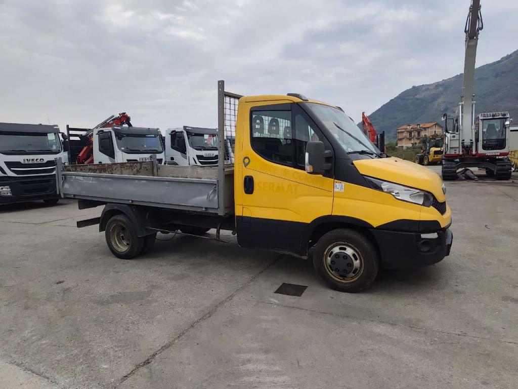 Iveco DAILY 35-130 Foto 8