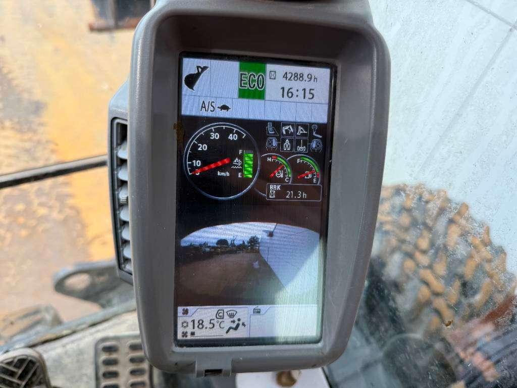 Hitachi ZX140W-6 - Blade / Triple Boom / Auto Greasing Foto 16