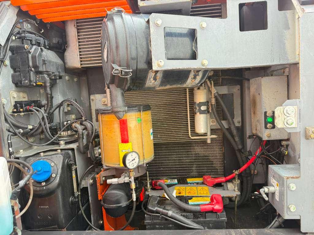 Hitachi ZX140W-6 - Blade / Triple Boom / Auto Greasing Foto 29