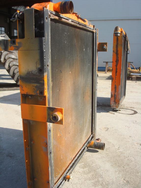 Radiatore acqua per Fiat Hitachi 450.3 Foto 2
