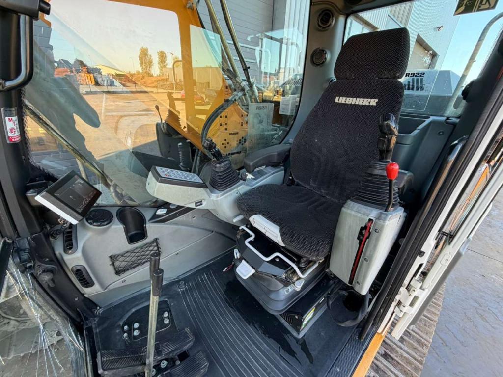 Liebherr R922LC Foto 21