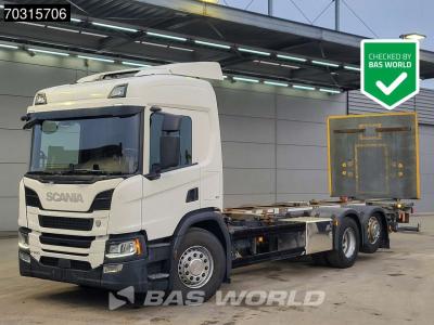 Scania P500 P 6X2 2500kg Ladebordwand Lift+steering axle Automatic Retarder Air suspension Euro 6 in vendita da BAS World B.V.