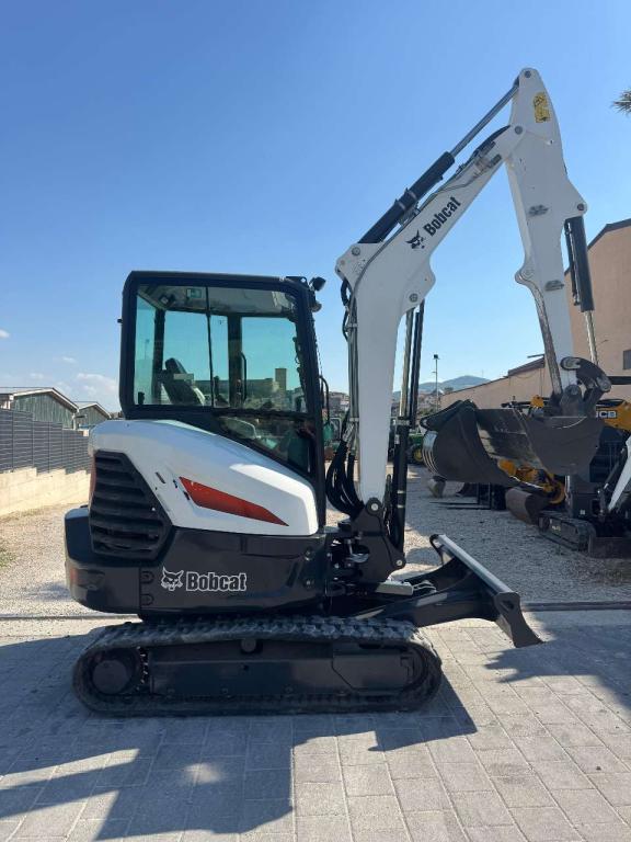 Bobcat E34 Foto 1
