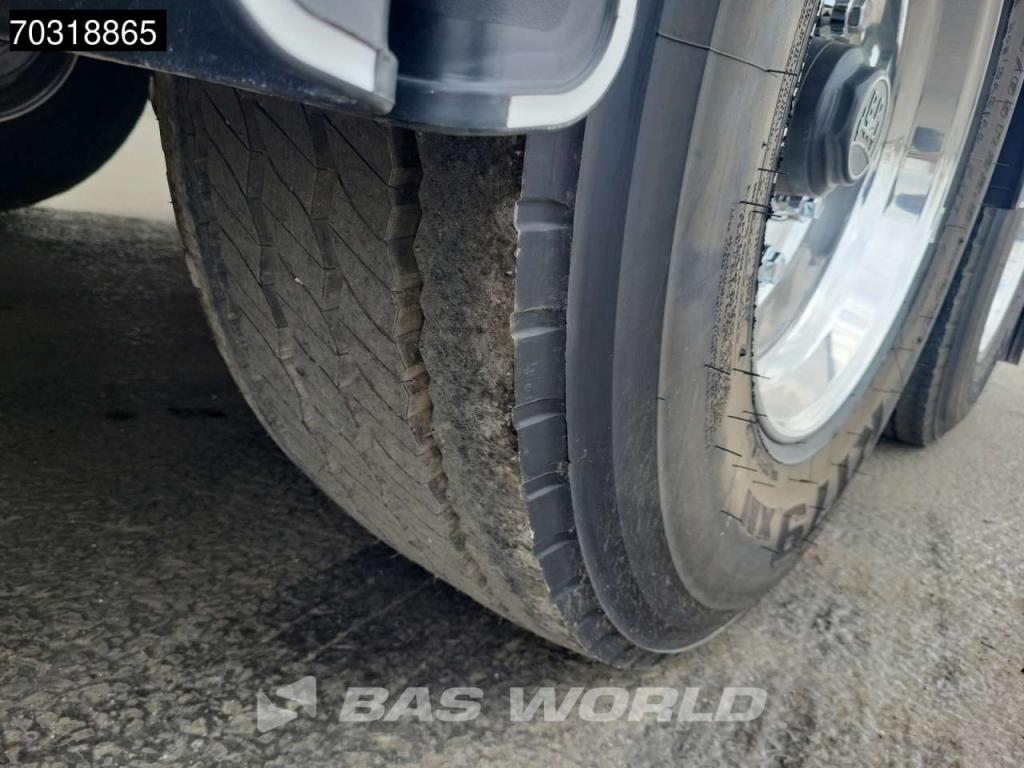 Kässbohrer STB 3 axles Gülle Waste Liftachse Foto 18