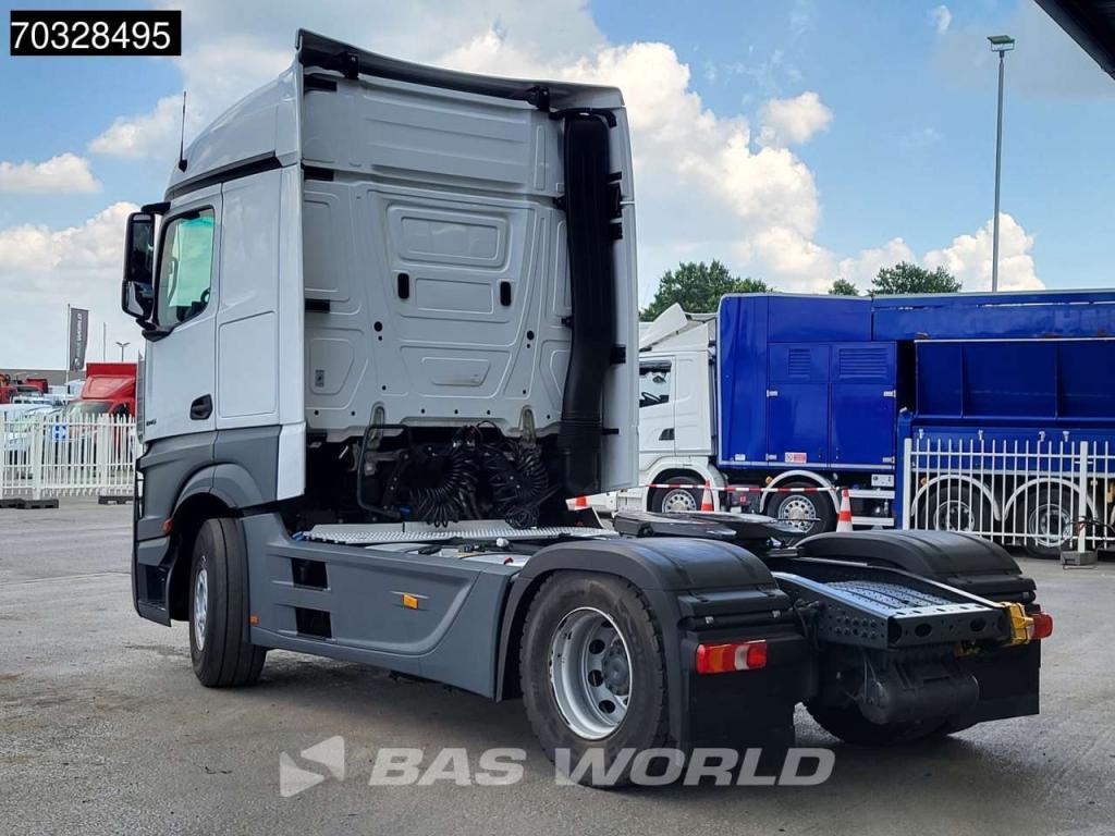 Mercedes-Benz Actros 1845 4X2 Retarder Standklima ACC Navi Foto 2