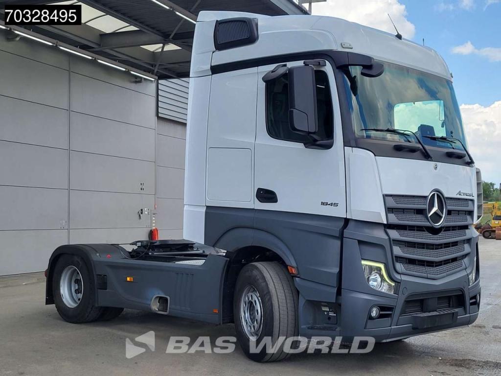 Mercedes-Benz Actros 1845 4X2 Retarder Standklima ACC Navi Foto 5