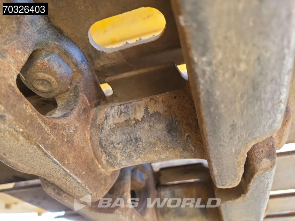 Komatsu PC210 LC-11 Foto 30