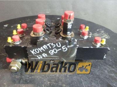 Komatsu WA 90-5 in vendita da Wibako