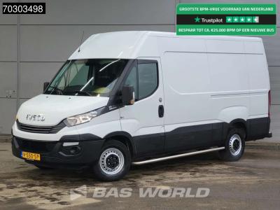 Iveco Daily 35S12 Automaat L2H2 3,5t Trekhaak Airco Cruise APK 12-2026 Euro6 L2 Airco Trekhaak Cruise con in vendita da BAS World B.V.