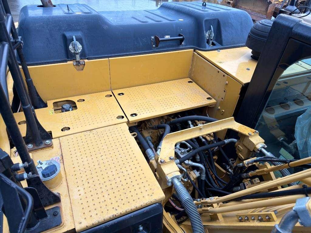 Caterpillar 320E L Foto 18