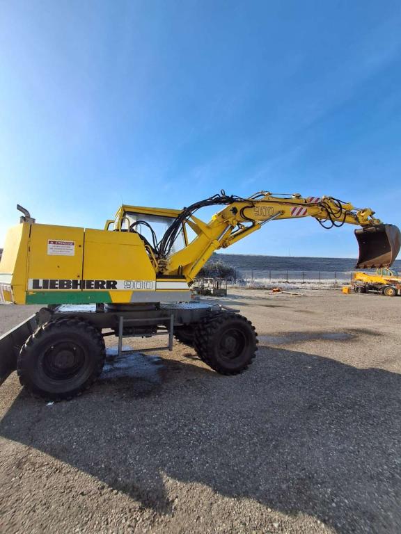 Liebherr A900C Foto 9