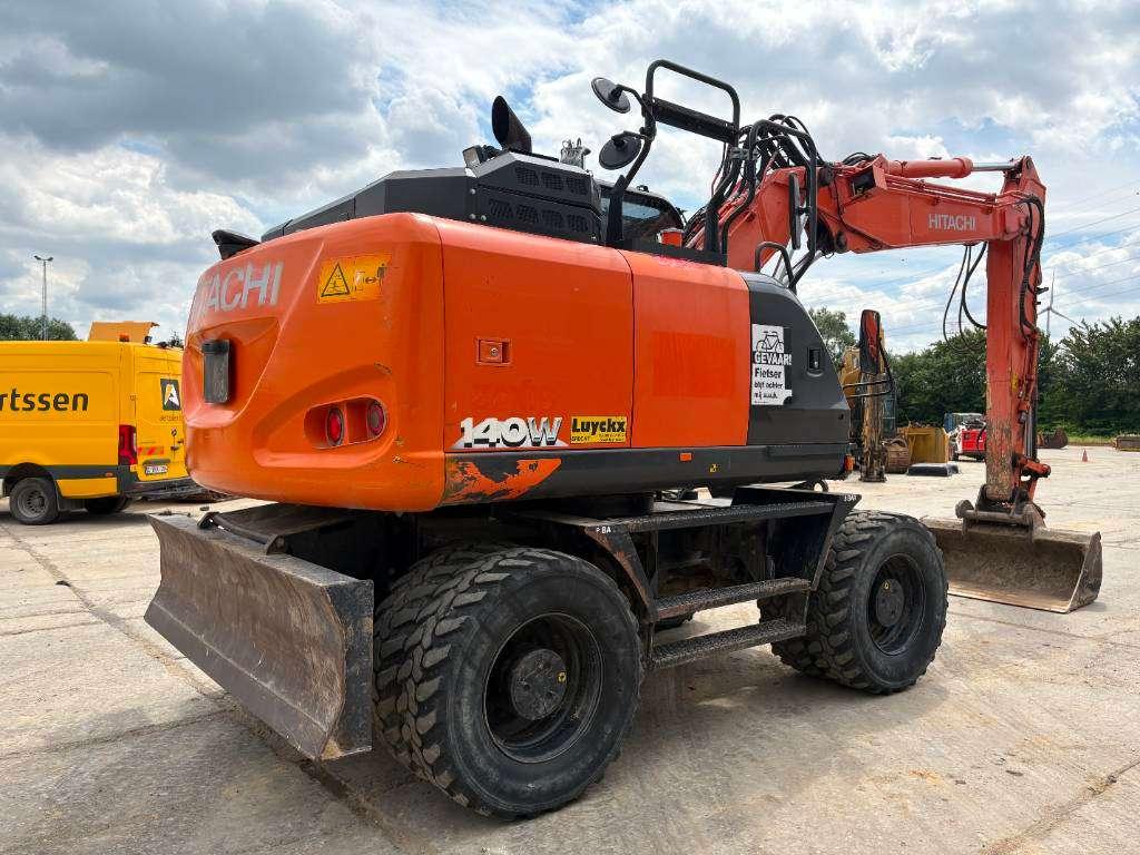 Hitachi ZX 140 W-6 (3 Pieces available) Foto 5