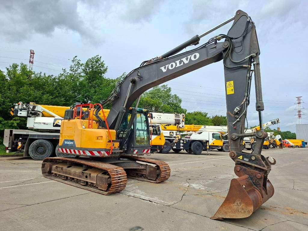 Volvo ECR 235 EL (+3 Buckets) Foto 3