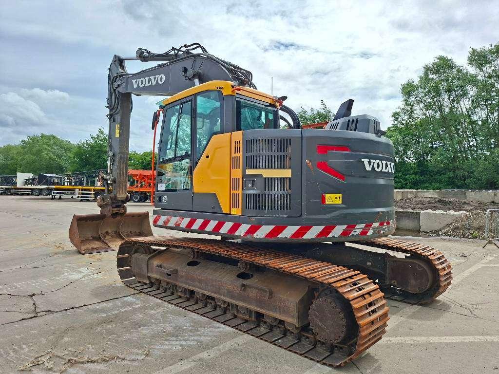 Volvo ECR 235 EL (+3 Buckets) Foto 6