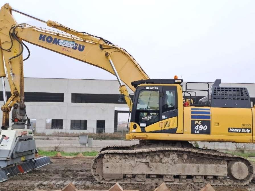 Komatsu PC490LC-11 Foto 2