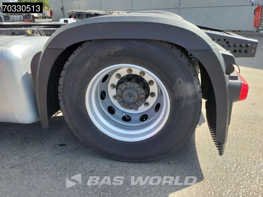 Mercedes-Benz Actros 1851 4X2 BigSpace 2x Tanks M.O.T. Foto 17