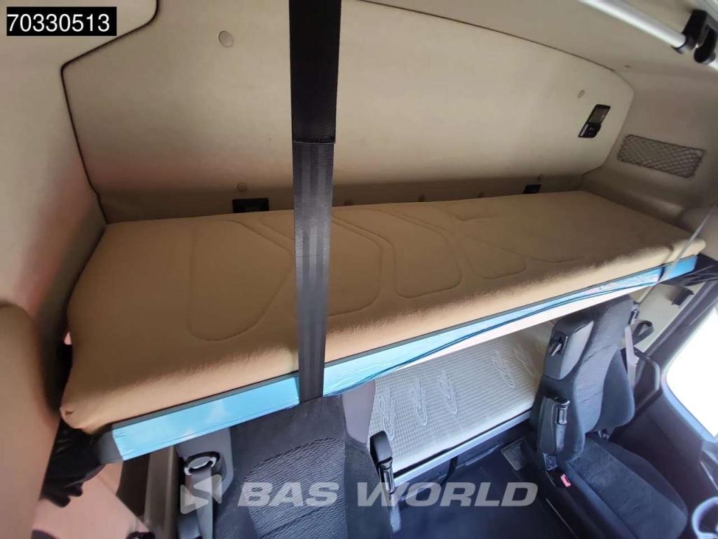 Mercedes-Benz Actros 1851 4X2 BigSpace 2x Tanks M.O.T. Foto 30