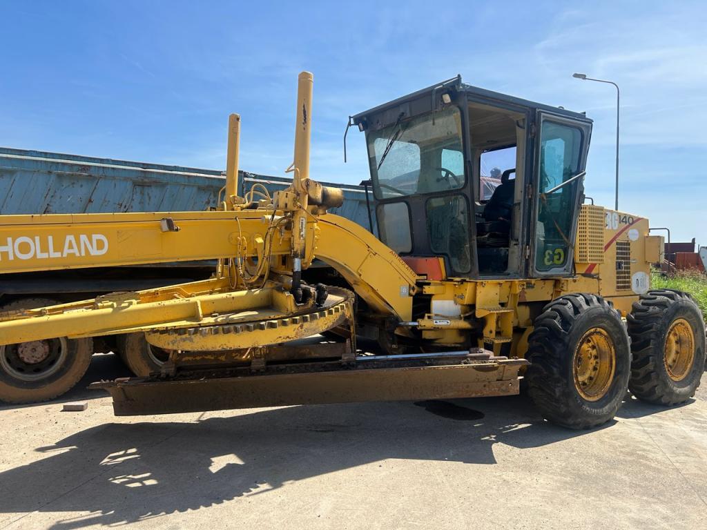 New Holland RG 140 Foto 3