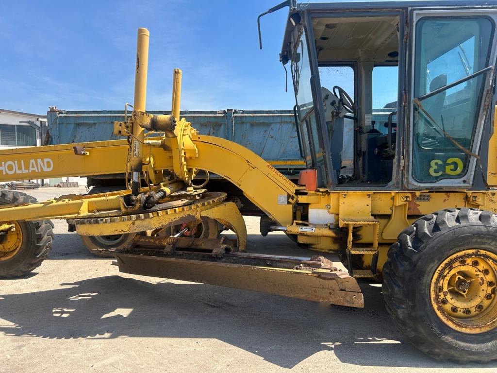 New Holland RG 140 Foto 5