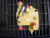 Valvola anticaduta braccio (blocco) per New Holland E 80 B Foto 1 thumbnail
