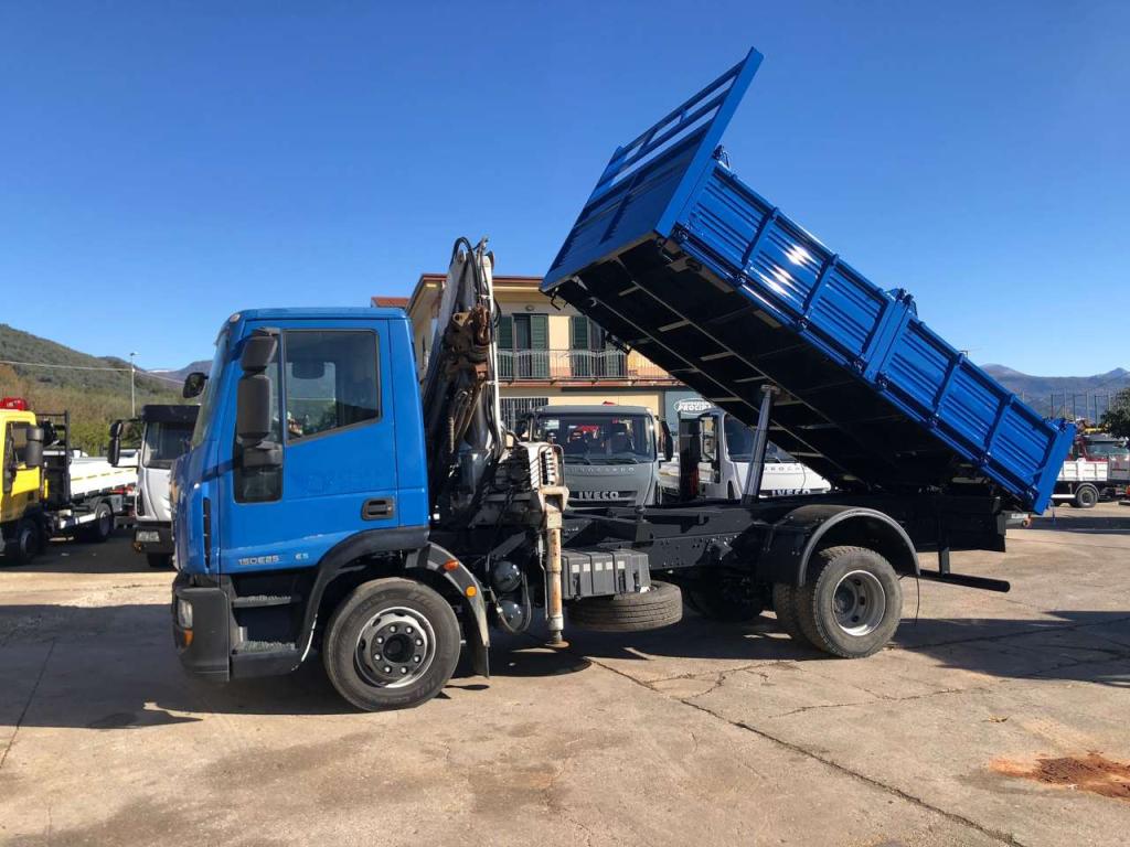 Iveco EUROCARGO 150E25P Foto 19